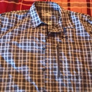 Under Armour short sleeve shirt